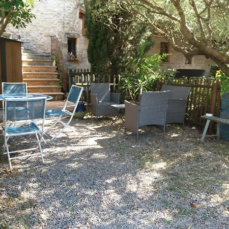 Maison De Village Dans Languedoc-roussillon Apartment